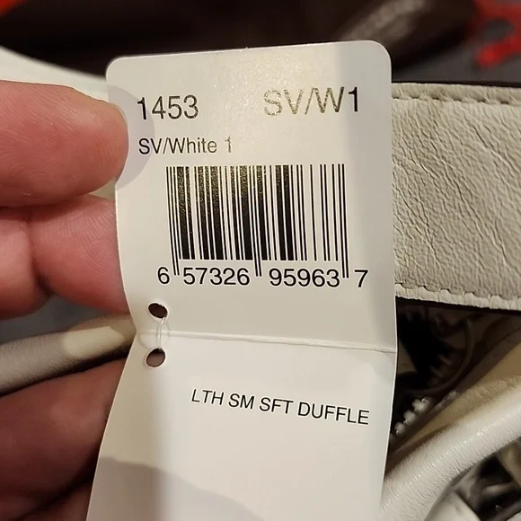 Coach purse, small, white leather - Picture 5 of 5